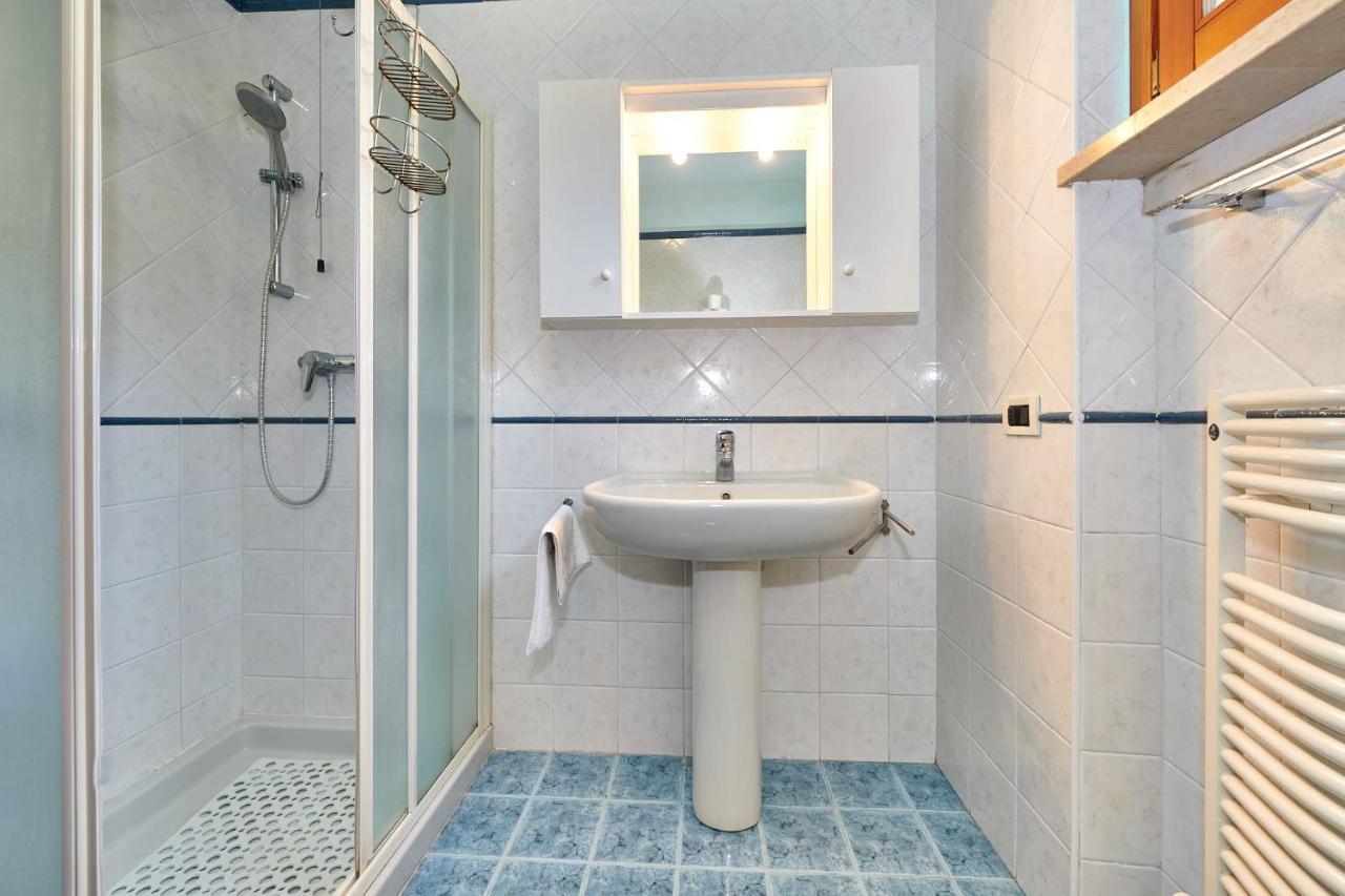 Apartmentsgarda - Baia D'Argento Residence Костермано Екстер'єр фото