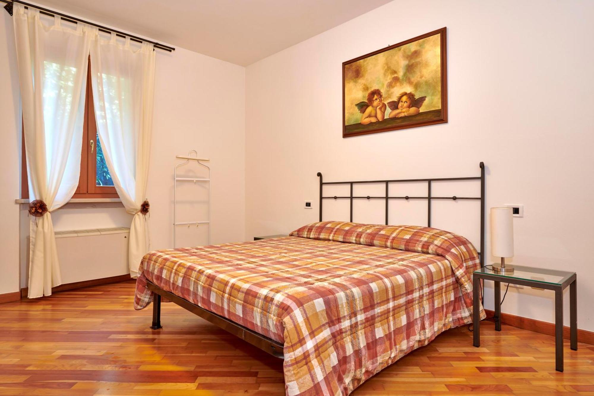 Apartmentsgarda - Baia D'Argento Residence Костермано Екстер'єр фото